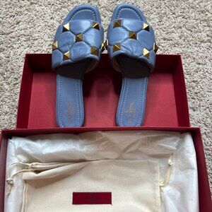 Valentino Rockstud Slides